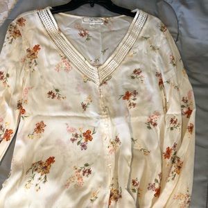 NWOT Hippie Rose top